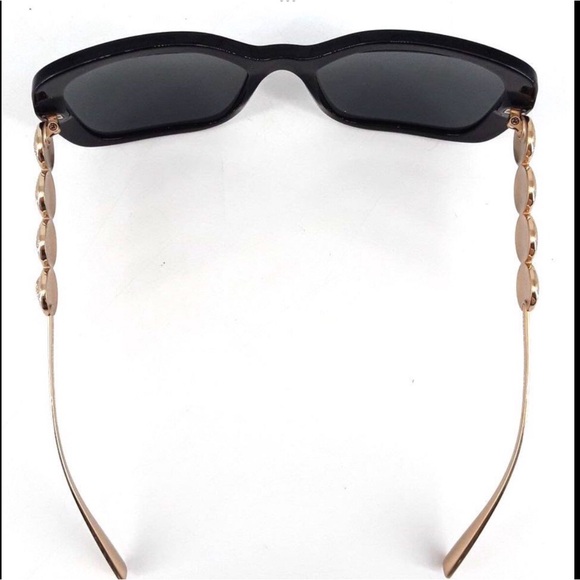 Versace Signature Medusa Coin Sunglasses with Case - Picture 8 of 15